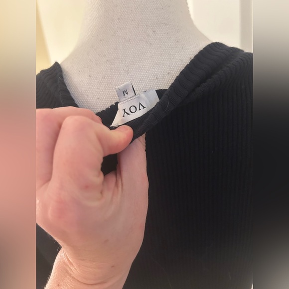 Voy Knit Top with Bow Embellishment NWOT! - Picture 5 of 12